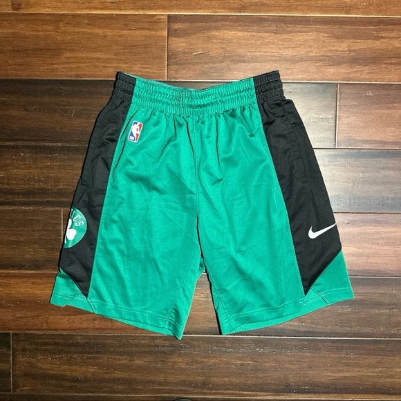 Nike Celtics Basketball Shorts - Picture 1 of 5